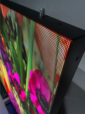 Les signes 3840 d'affichage de fenêtre de P2.5 LED régénèrent annoncer l'écran visuel