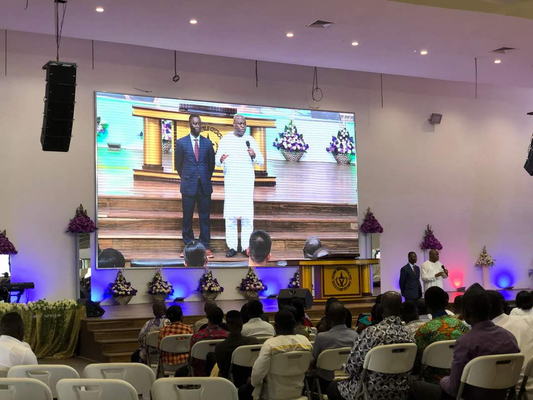 Panneau de location d'intérieur P3.91 de l'écran LED d'église avec le Cabinet en aluminium
