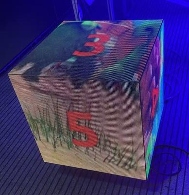 Customized SDK LED Display with 320*160mm Module Size 360W/m² Power Consumption and 422,735pixels/sqm Pixel Density