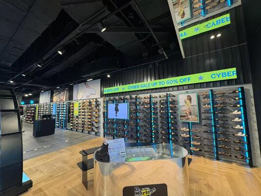 SMD1515 Pixel Configuration led screen outdoor offering life time 000 hours excellent for outdoor digital signage and events