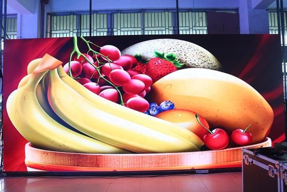 L'écran de location d'intérieur polychrome 128x128 de P3.91 LED pointille le mur mené par étape de la CE