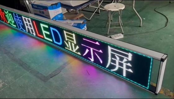 Signes programmables de fenêtre de RoHS P10 RVB LED pour le magasin