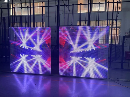 Éclairage latéral 20M Voir à travers l'affichage à LED P3.91-7.8 3840Hz Rafraîchir